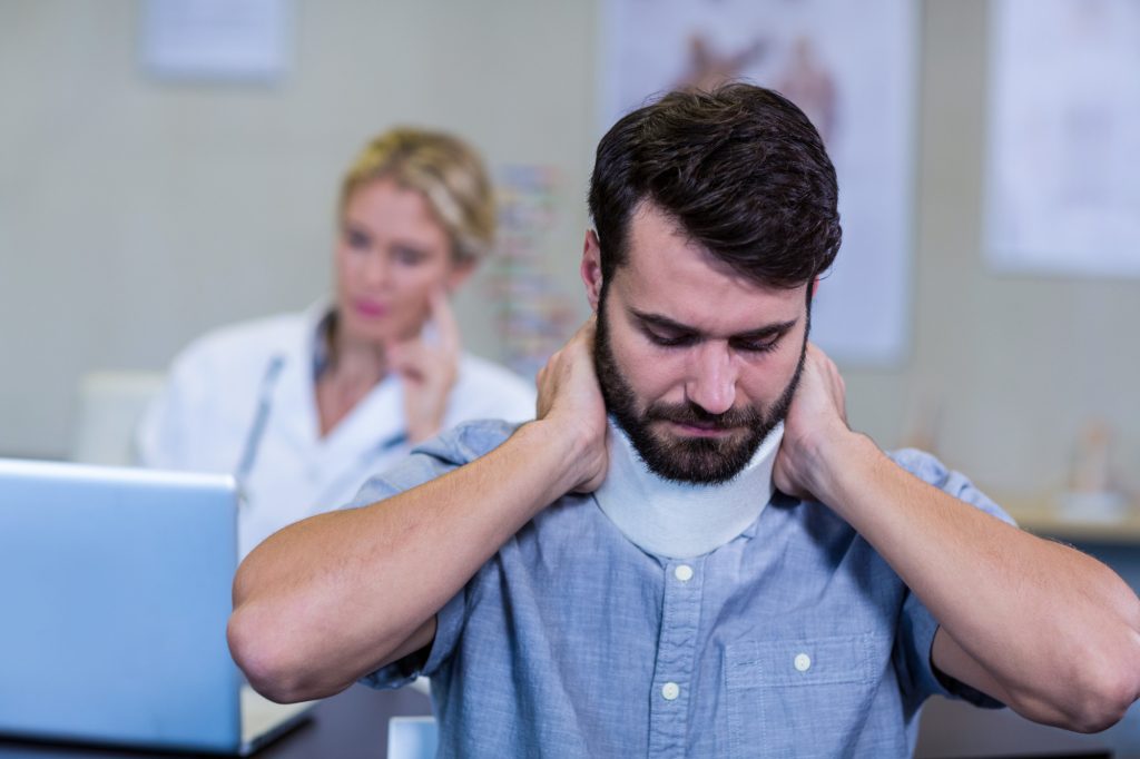 Patient présentant une fatigue chronique lors d'une consultation neuropsychologique.
